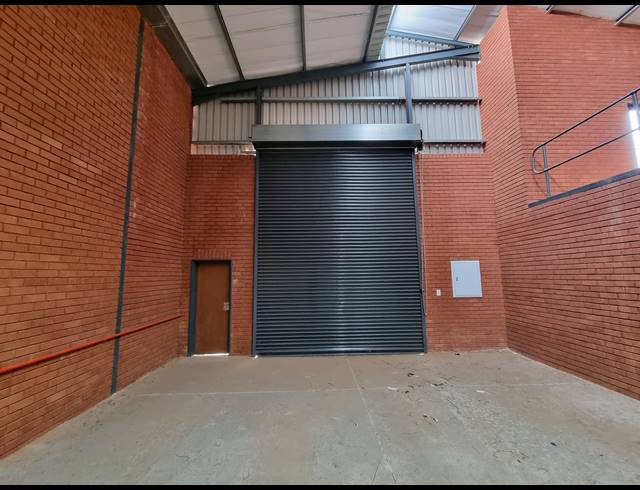 432M² WAREHOUSE TO LET IN ORMONDE